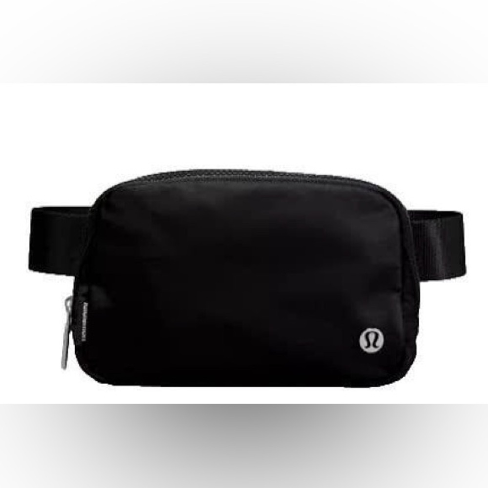 lululemon athletica Men's Black Belt Bag
